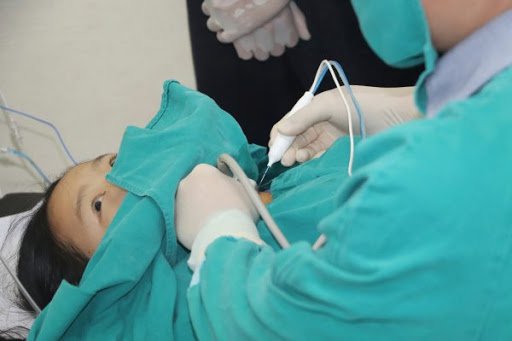 Ðiều trị u lành tuyến giáp bằng sóng cao tần